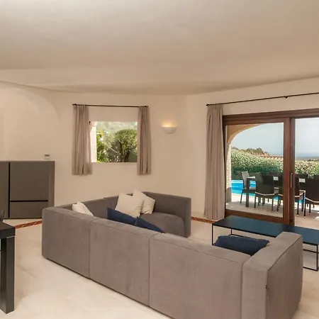 Sleeps 9 Pool Air Con Wifi Villa *